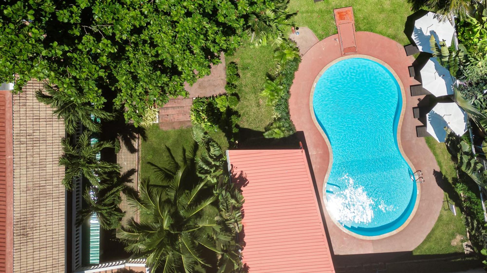 Touch Sea Boutique Hotel&Bistro Карон Экстерьер фото